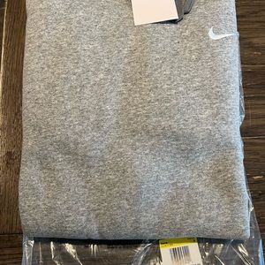 New-Nike Men’s Fleece Hoodie